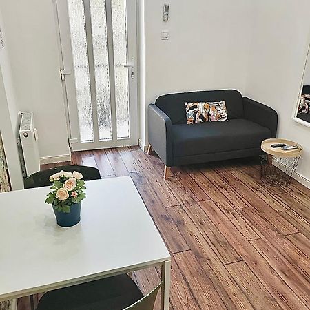 Home R574 #Freeparking Budapest Kültér fotó