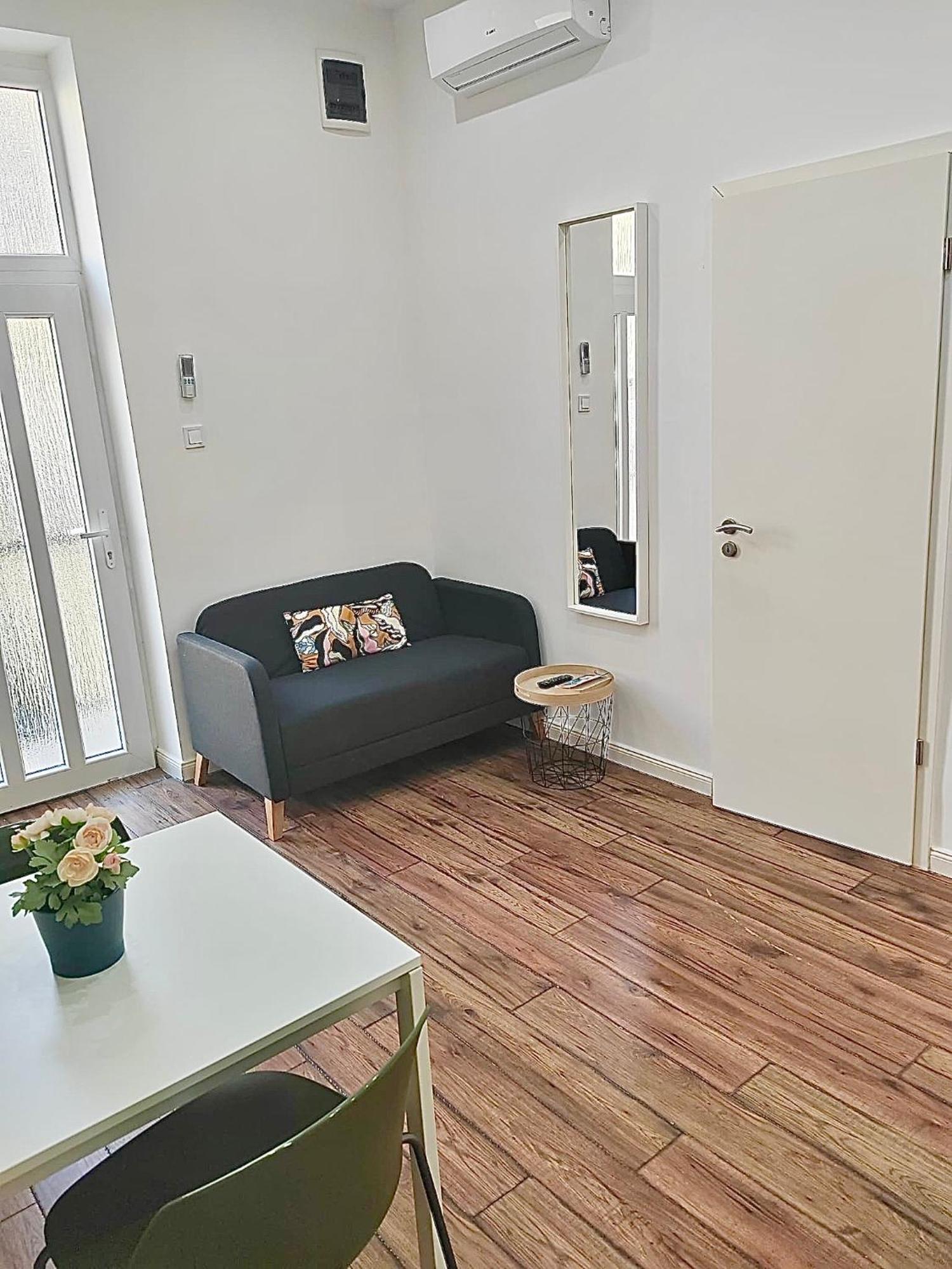 Home R574 #Freeparking Budapest Kültér fotó