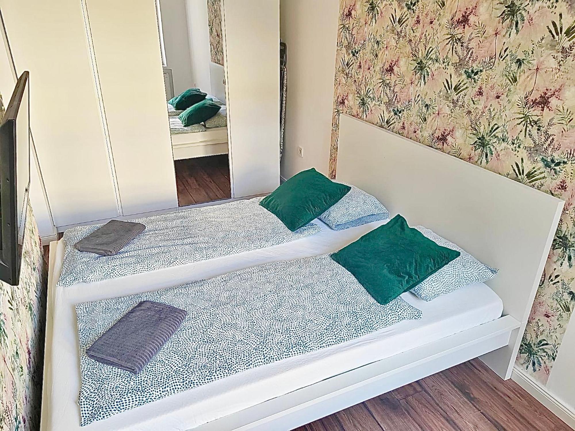 Home R574 #Freeparking Budapest Kültér fotó